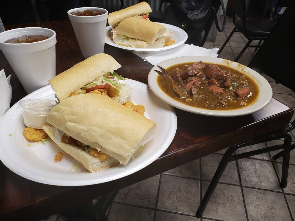 Hobnobbers Variety Bar & Restaurant | restaurant | 139 Carondelet St, New Orleans, LA 70130, USA | 5045255428 OR +1 504-525-5428