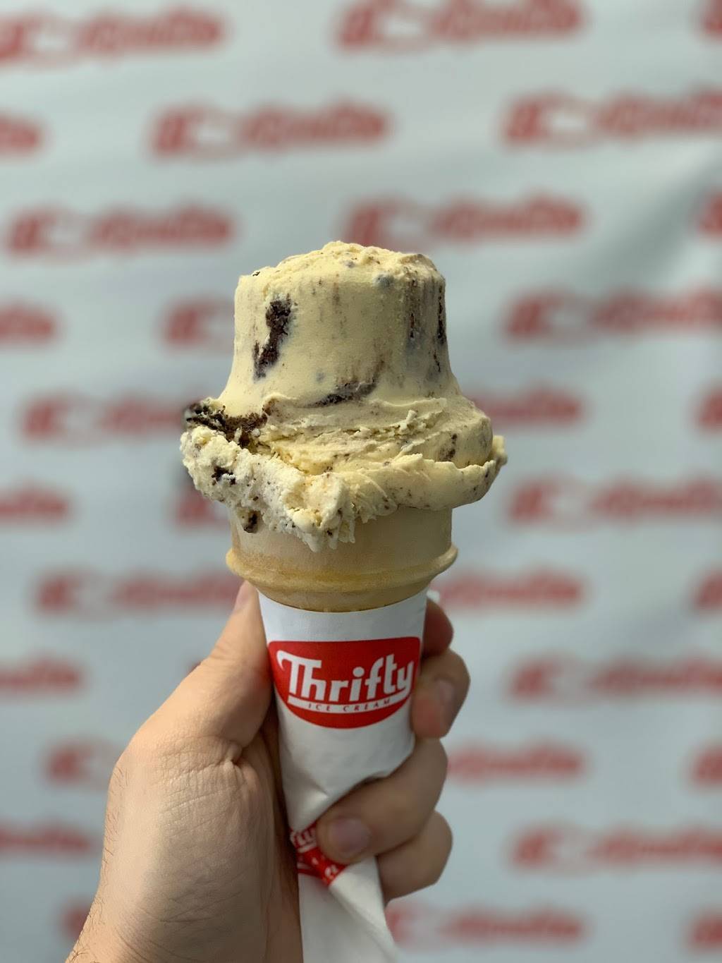 El Munchies | restaurant | 1353 E Colorado St, Glendale, CA 91205, USA | 8183964265 OR +1 818-396-4265