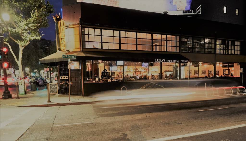 Lukas Taproom & Lounge | night club | 2221 Broadway, Oakland, CA 94612, USA | 5104514677 OR +1 510-451-4677