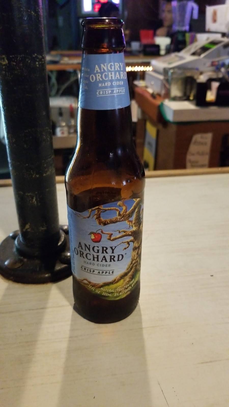 Shellukes Bar & Grill | restaurant | 1673 E State St, Fremont, OH 43420, USA | 4193349133 OR +1 419-334-9133