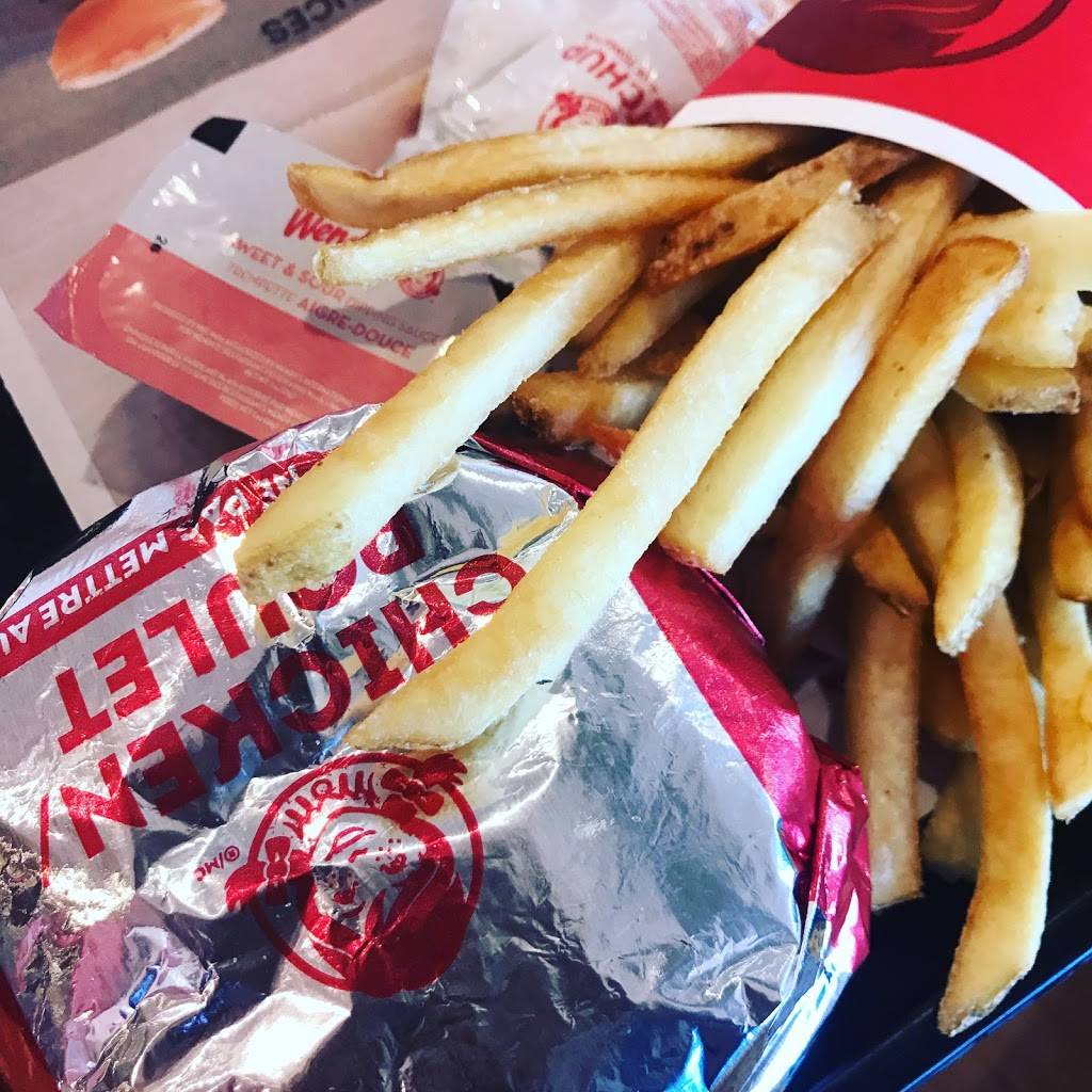 Wendys | restaurant | 1002 Lawrence Ave W, North York, ON M6A 1C3, Canada | 4167832574 OR +1 416-783-2574