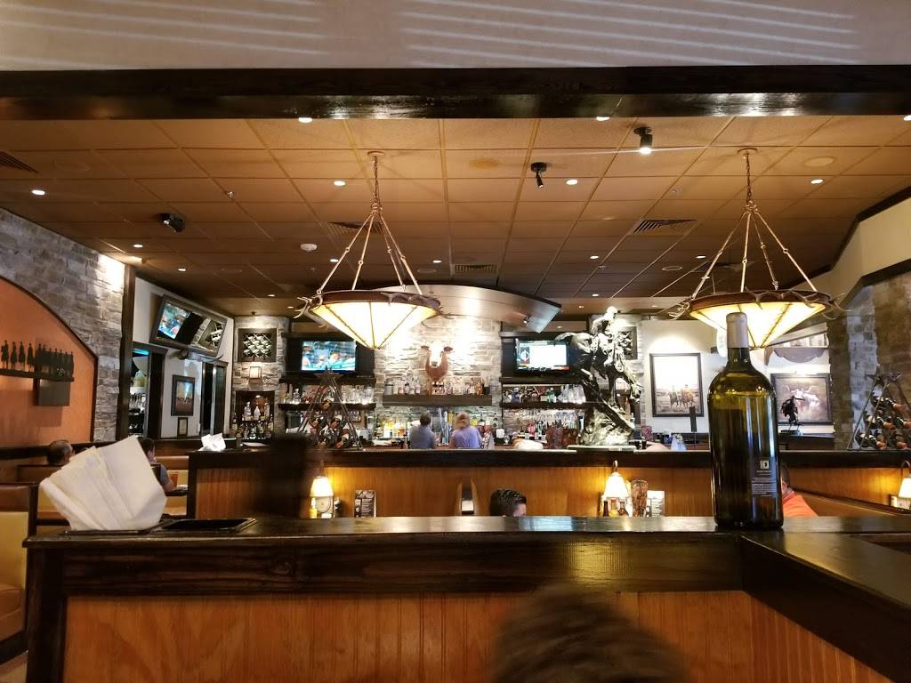 LongHorn Steakhouse | meal takeaway | 5803 N Loop 1604 E, San Antonio, TX 78249, USA | 2106964025 OR +1 210-696-4025