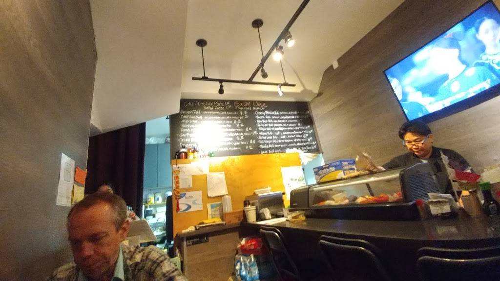 Sushi Uma | restaurant | 2146 Irving St, San Francisco, CA 94122, USA | 4159689933 OR +1 415-968-9933