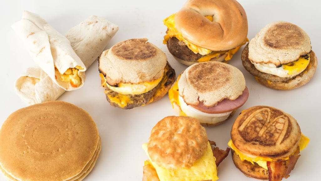 McDonalds | cafe | 501 N Mattis Ave, Champaign, IL 61821, USA | 2173590588 OR +1 217-359-0588