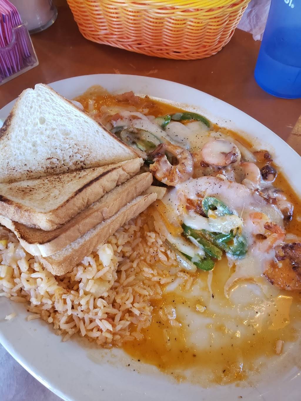 Sofias Grill Mexican Restaurant#2 | restaurant | 6531 FM78, San Antonio, TX 78244, USA | 2104657360 OR +1 210-465-7360