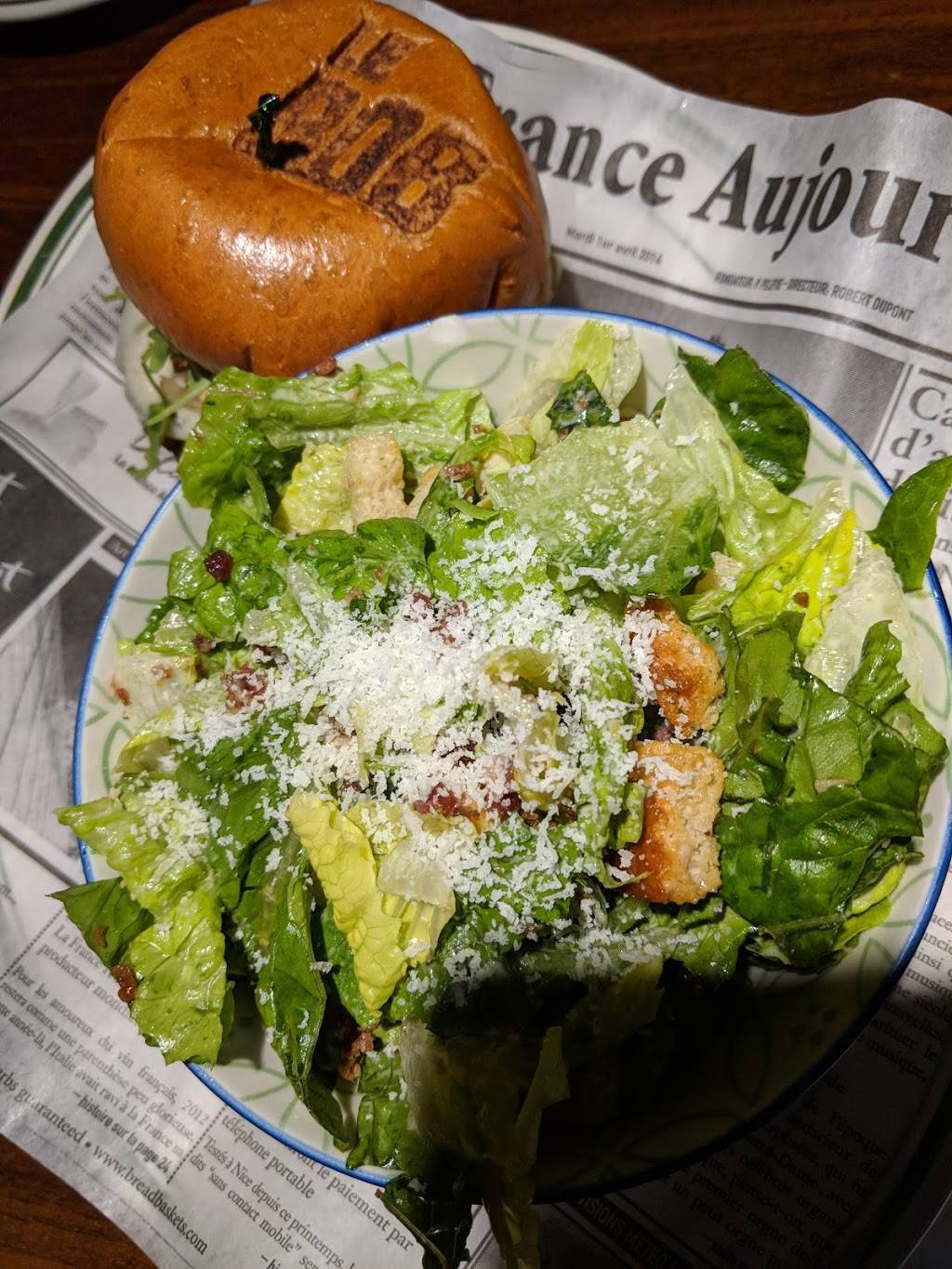 Le Bob | restaurant | 4855 Boulevard des Forges, Trois-Rivières, QC G8Y 4Z3, Canada | 8198405202 OR +1 819-840-5202