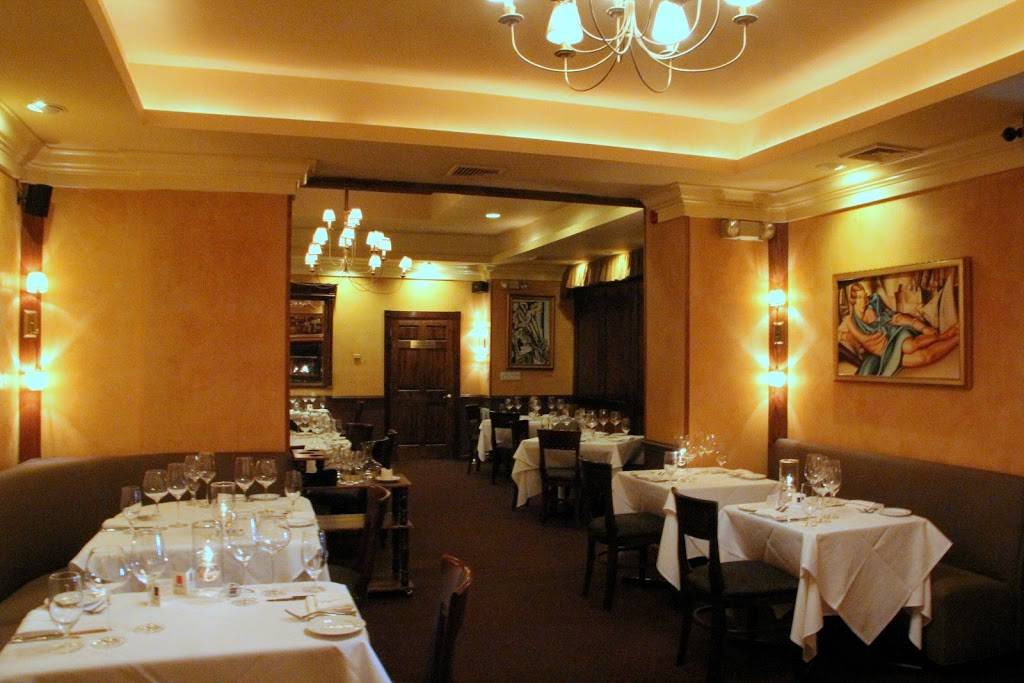 Stage Left Steak | restaurant | 5 Livingston Ave, New Brunswick, NJ 08901, USA | 7328284444 OR +1 732-828-4444