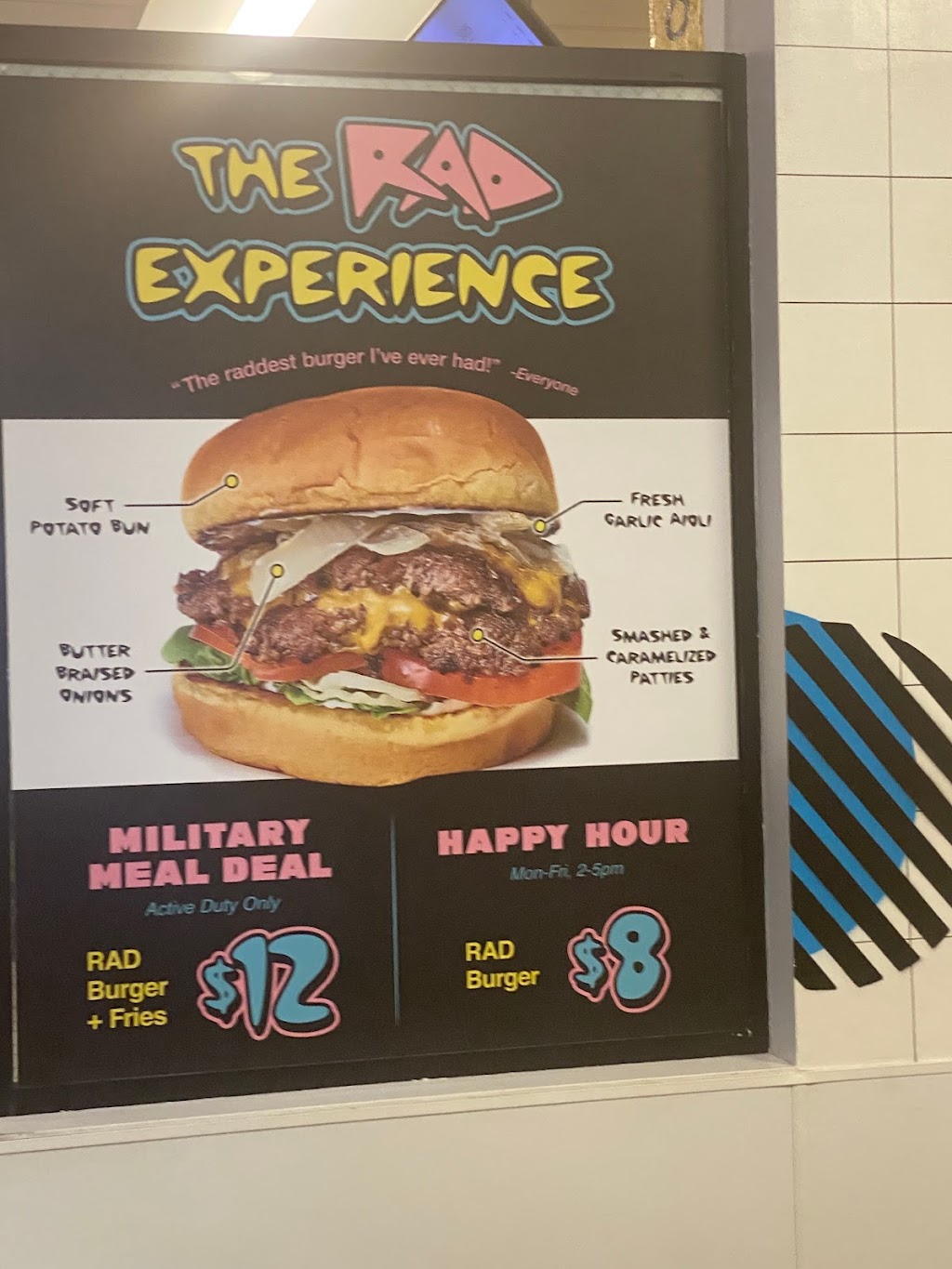 RAD Burger | restaurant | 2820 Historic Decatur Rd, San Diego, CA 92106, USA | 6193802327 OR +1 619-380-2327