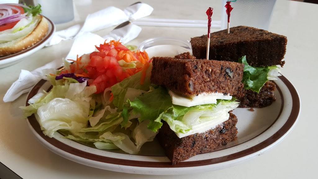 Dudleys Oldtown | restaurant | 258 S Main St, Salinas, CA 93901, USA | 8317585257 OR +1 831-758-5257