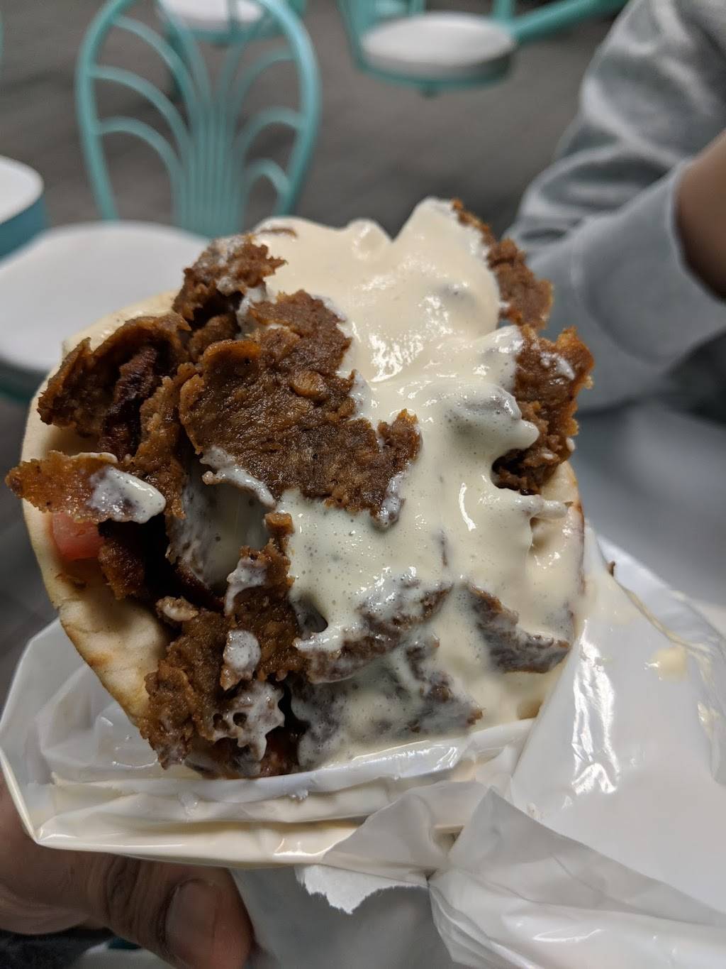 Sammys Donair | restaurant | 453 Guelph Line, Burlington, ON L7R 3L8, Canada | 9056322737 OR +1 905-632-2737