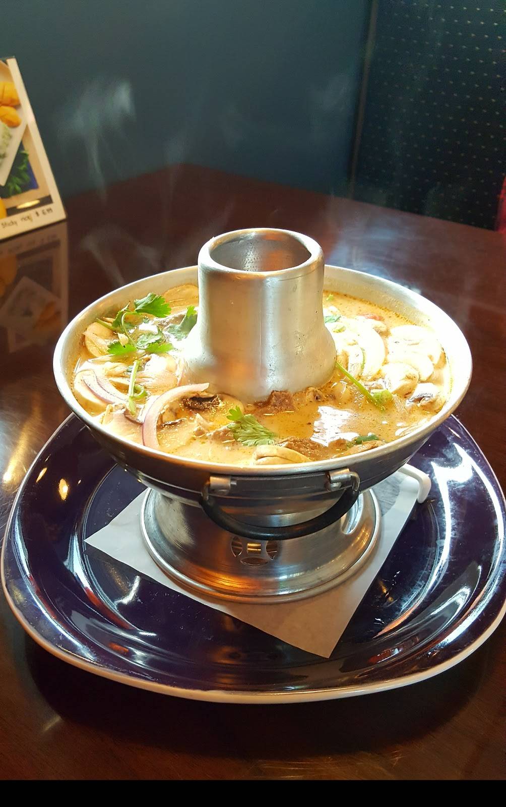 Bua Thai Fusion | restaurant | 8011 20th St SE, Lake Stevens, WA 98258, USA | 4253743889 OR +1 425-374-3889