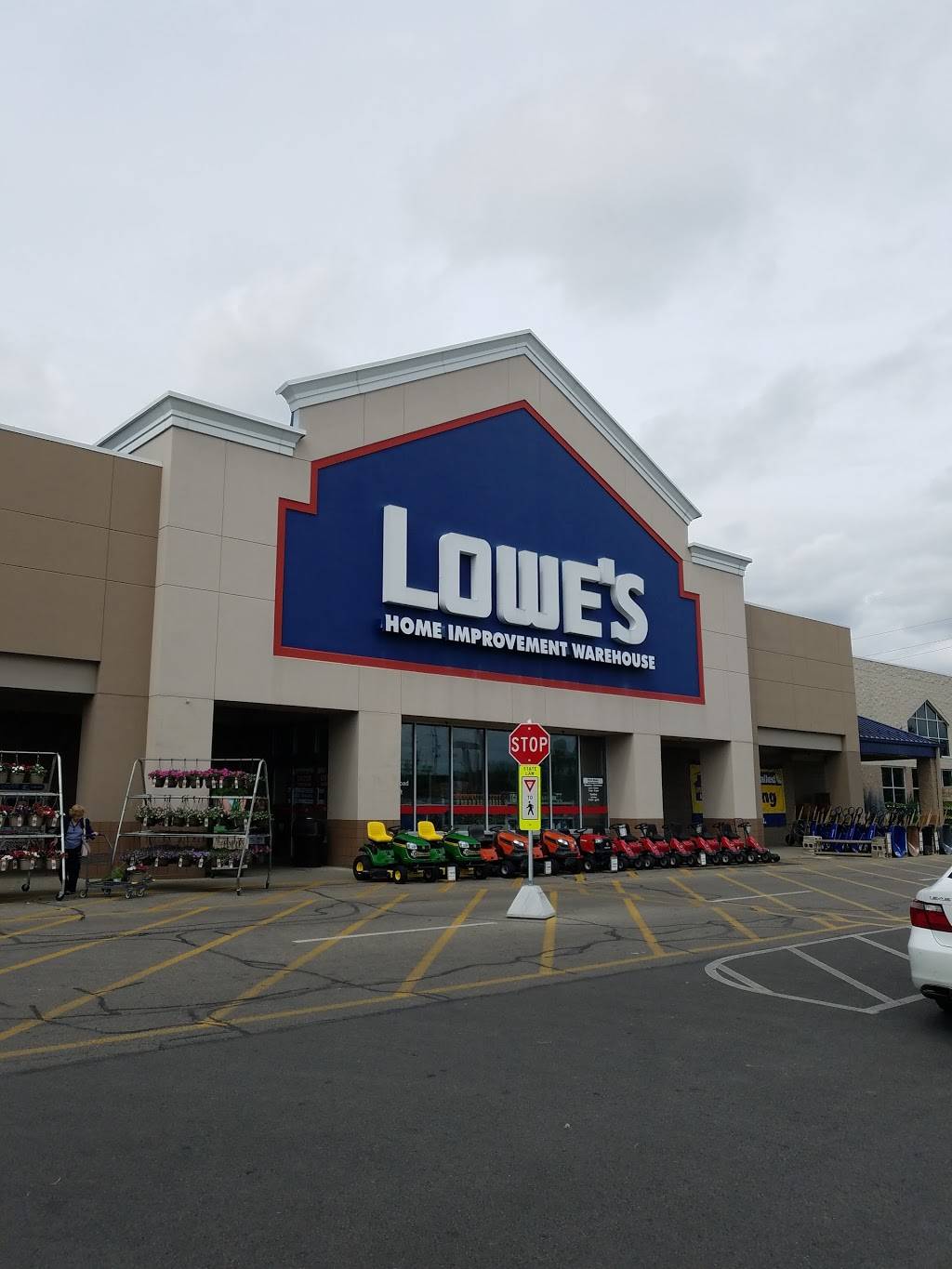 McDonalds | cafe | 3550 E Broad St, Columbus, OH 43213, USA | 6142372776 OR +1 614-237-2776