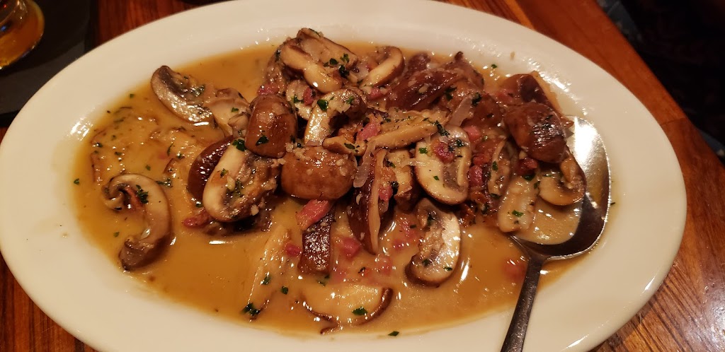 Macaronis Ristorante Downstairs | restaurant | 58 E Main St, Ashland, OR 97520, USA | 5414883359 OR +1 541-488-3359