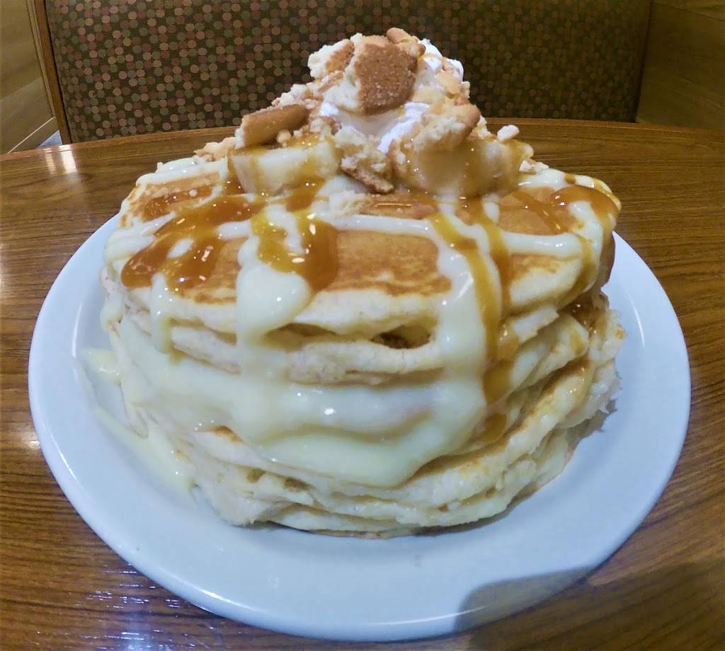 The Cottage | restaurant | 1212 US-377 N, Roanoke, TX 76262, USA | 6822377842 OR +1 682-237-7842