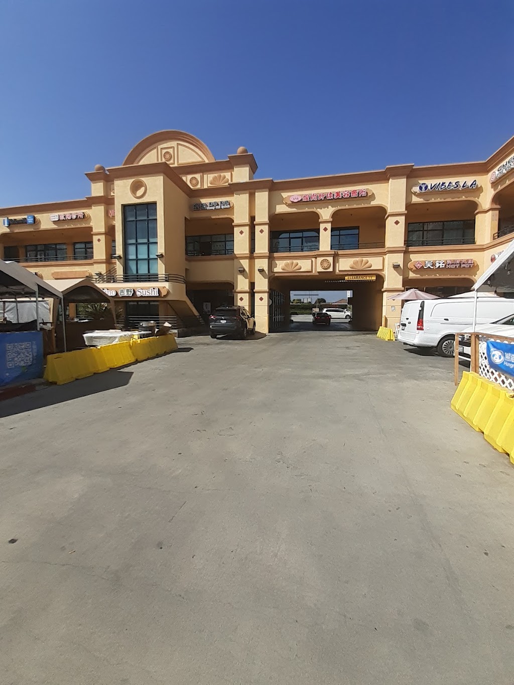 Yoshino sushi | meal takeaway | 529 E Valley Blvd #158, San Gabriel, CA 91776, USA | 6262885458 OR +1 626-288-5458