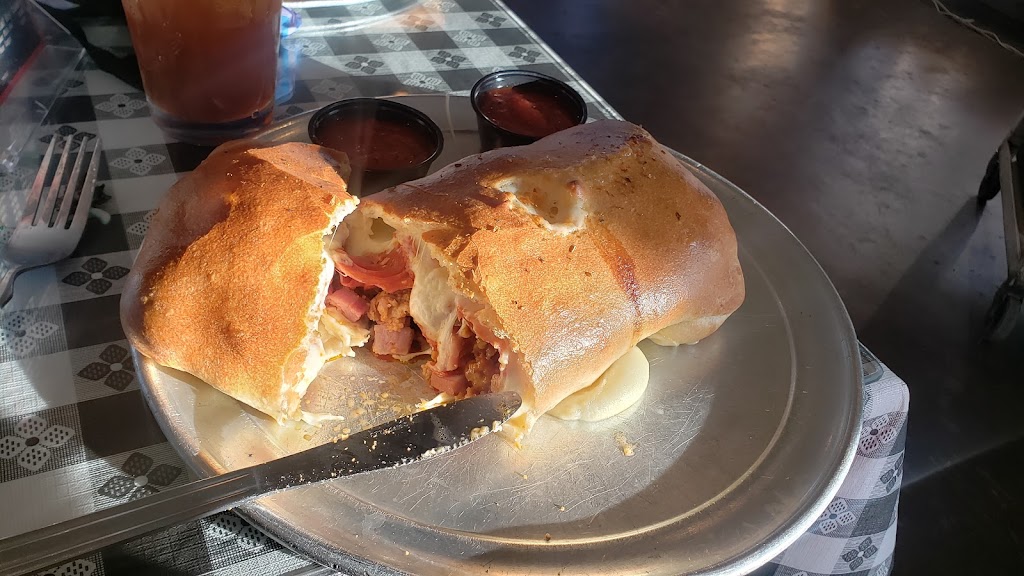 Pie-Zans | restaurant | 800 W Tomichi Ave, Gunnison, CO 81230, USA | 9706415255 OR +1 970-641-5255