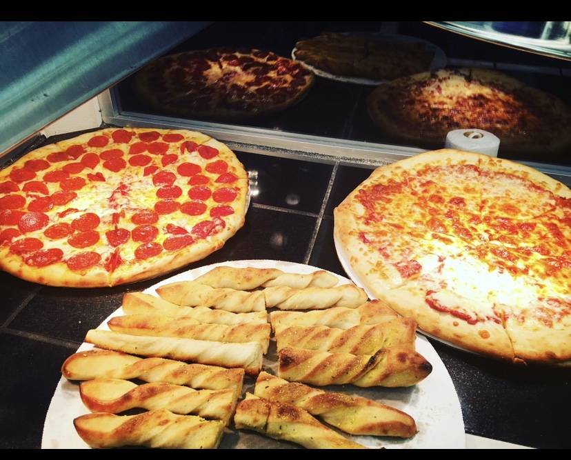 Plane Watch Food Park | restaurant | 1100 E Sternberg Rd, Norton Shores, MI 49444, USA | 2317994801 OR +1 231-799-4801