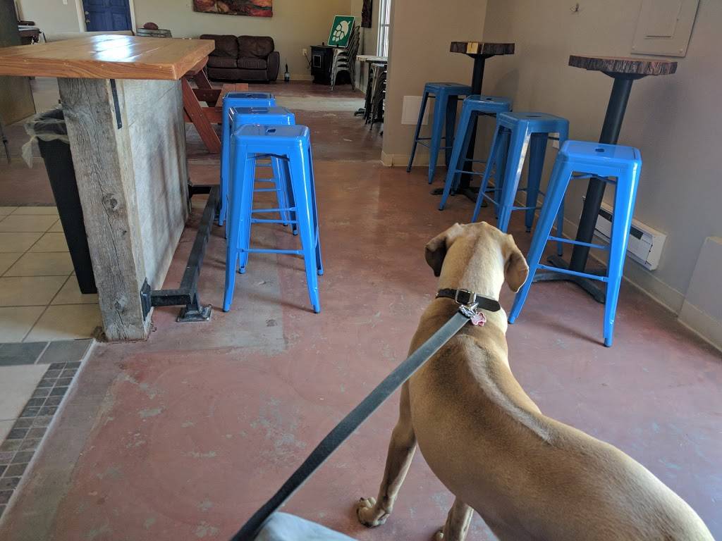 Ale Republic | night club | 28 Arroyo Seco Rd, Cedar Crest, NM 87008, USA | 5052812828 OR +1 505-281-2828