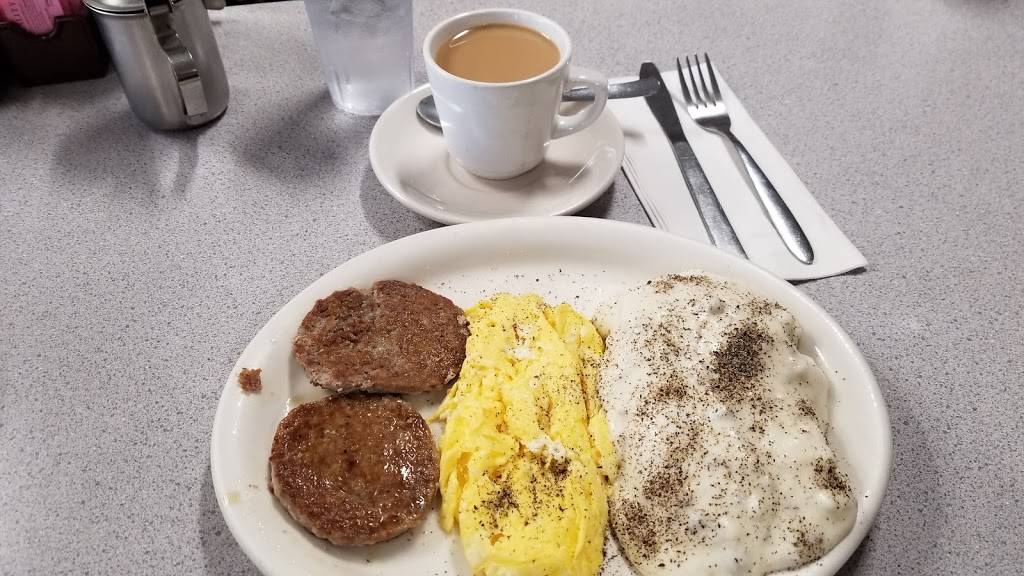 Grannys Country Kitchen | restaurant | 8401 S Roberts Rd, Justice, IL 60458, USA | 7082331510 OR +1 708-233-1510