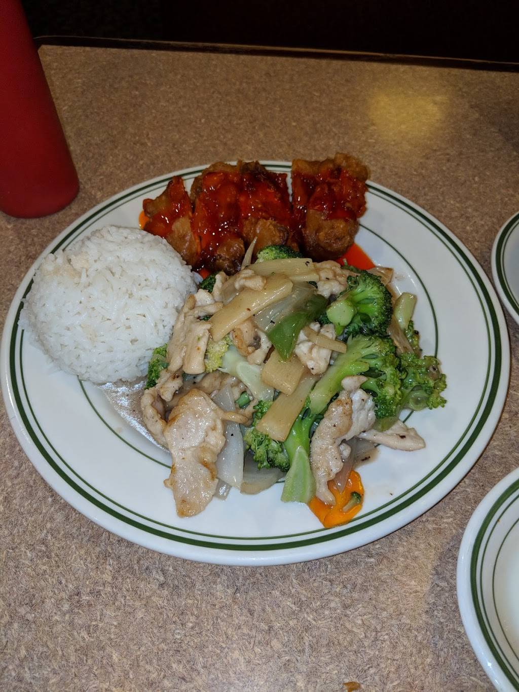 Panda House Chinese Restaurant | restaurant | 913 4th Ave, Worthington, MN 56187, USA | 5073725155 OR +1 507-372-5155