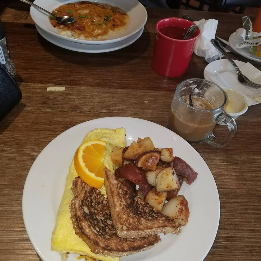 Famous Toastery | restaurant | 1120 Peachtree Industrial Blvd #214, Suwanee, GA 30024, USA | 6785415345 OR +1 678-541-5345