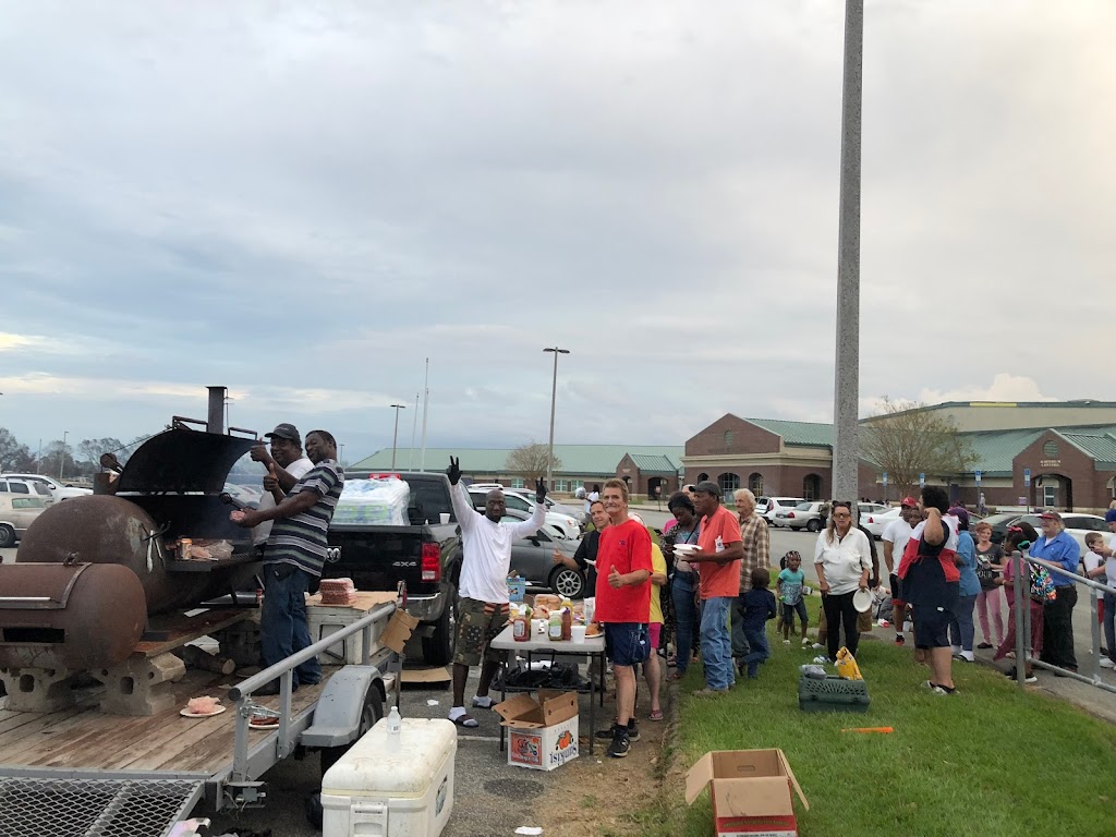 Smokin Joes BBQ & Seafood | restaurant | 3325 5th Ave N, St. Petersburg, FL 33713, USA | 7272909590 OR +1 727-290-9590