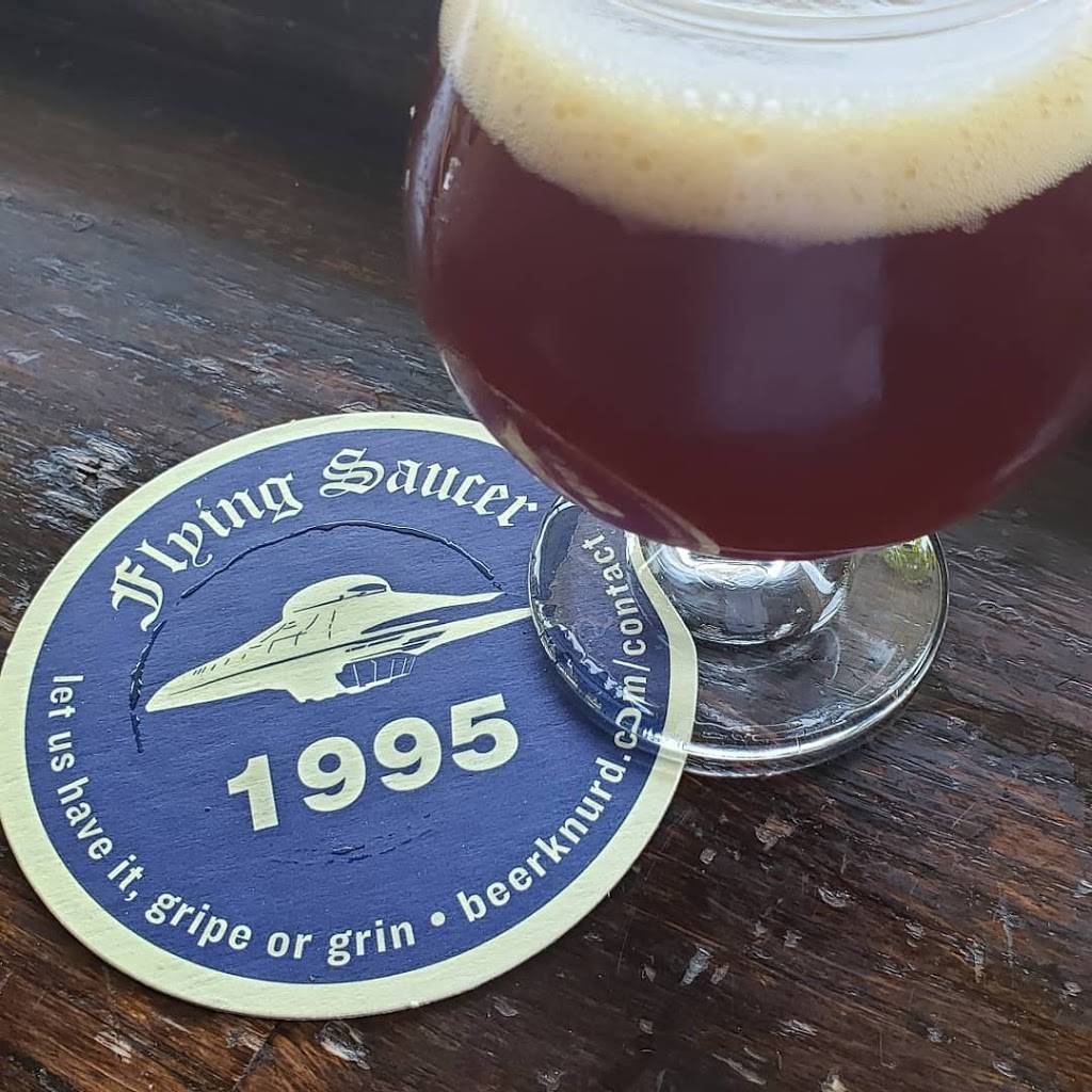 Flying Saucer Draught Emporium | restaurant | 130 Peabody Pl, Memphis, TN 38103, USA | 9015238536 OR +1 901-523-8536