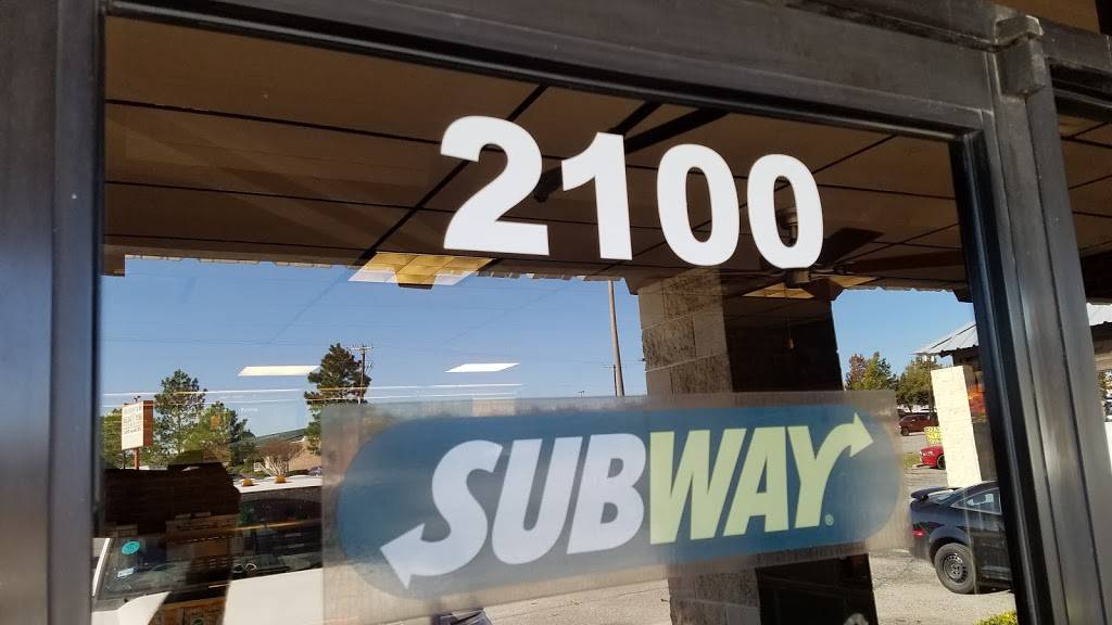 Subway Restaurants | restaurant | 1820 FM 51 S Ste 3, Hollys Center, Decatur, TX 76234, USA | 9406276616 OR +1 940-627-6616