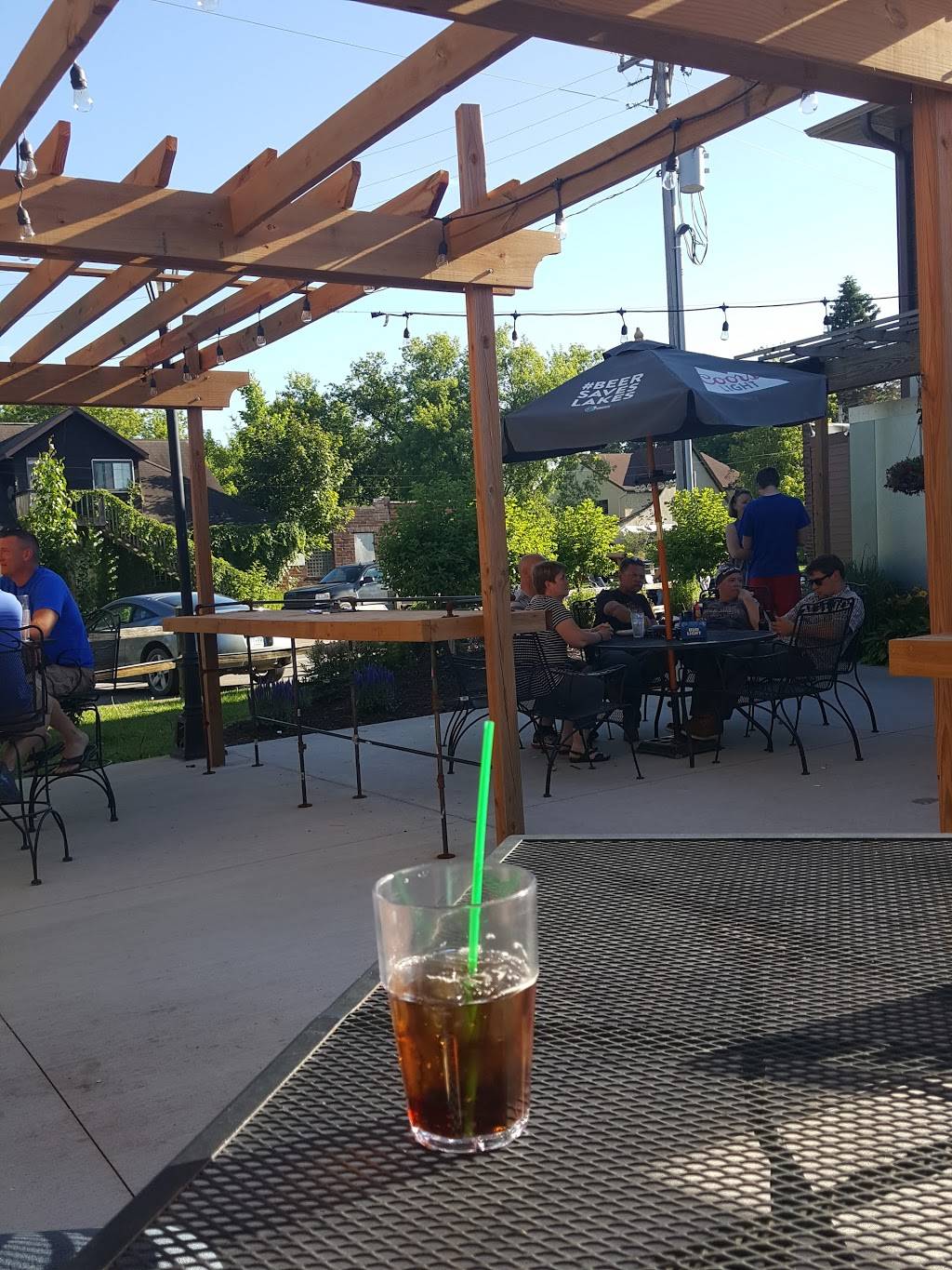 Up the Creek Grill & Bar | restaurant | 4246 112th St NW, Silver Creek, MN 55358, USA | 7638789993 OR +1 763-878-9993