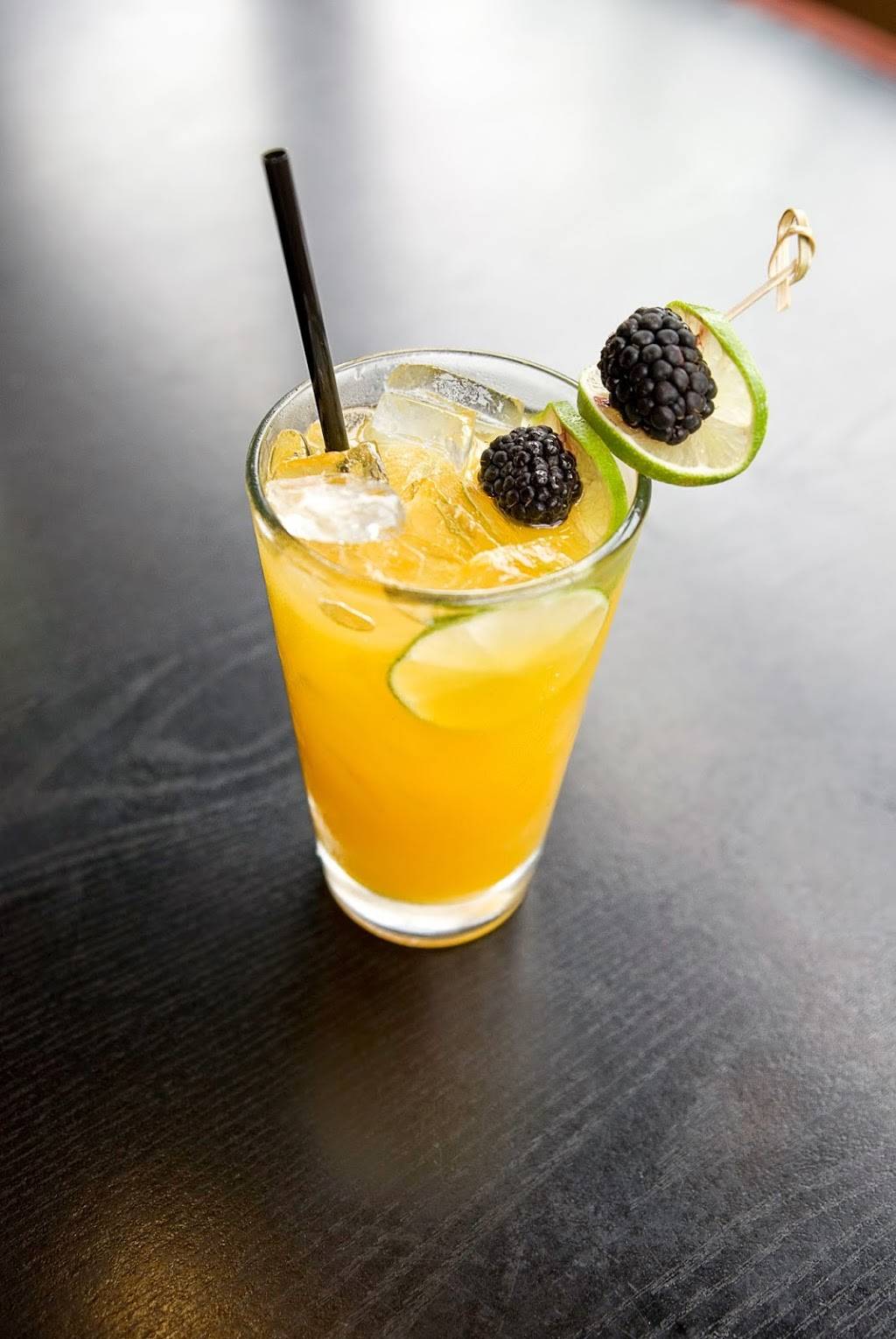 Flat River Grill | restaurant | 201 E Main St, Lowell, MI 49331, USA | 6168978523 OR +1 616-897-8523