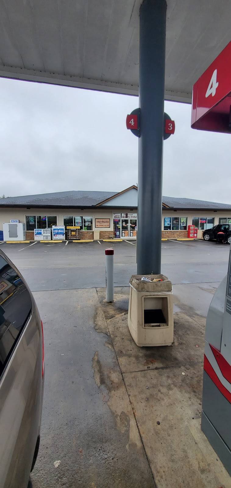 Grillbillys Southern Kitchen | restaurant | 2924 Boyds Creek Hwy, Sevierville, TN 37876, USA | 8653861036 OR +1 865-386-1036