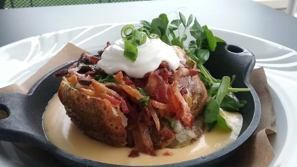 The Tavern at Keney Park | restaurant | 171 Windsor Ave, Windsor, CT 06095, USA | 8607570658 OR +1 860-757-0658