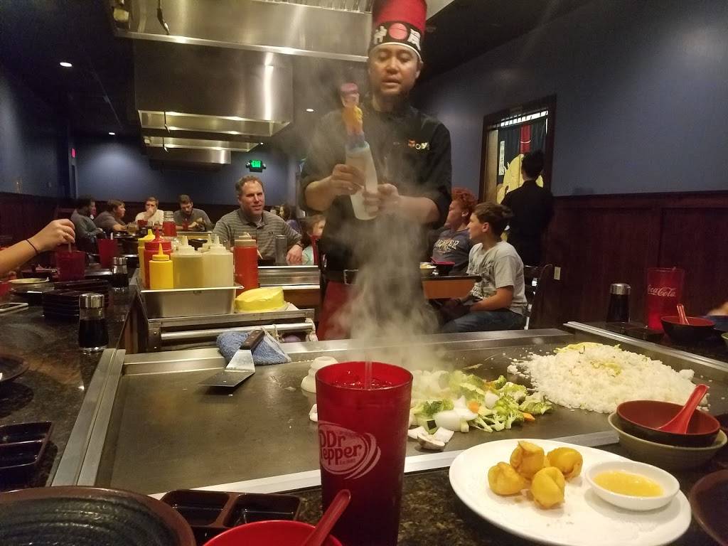 Toyo Japanese Sushi Bar & Hibachi | restaurant | 2305 Jackson Ave W #207, Oxford, MS 38655, USA | 6622328668 OR +1 662-232-8668