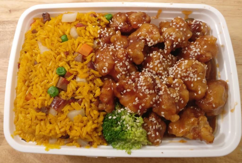 Chelsea Golden Wok | restaurant | 209 8th Ave, New York, NY 10011, USA | 2126200712 OR +1 212-620-0712