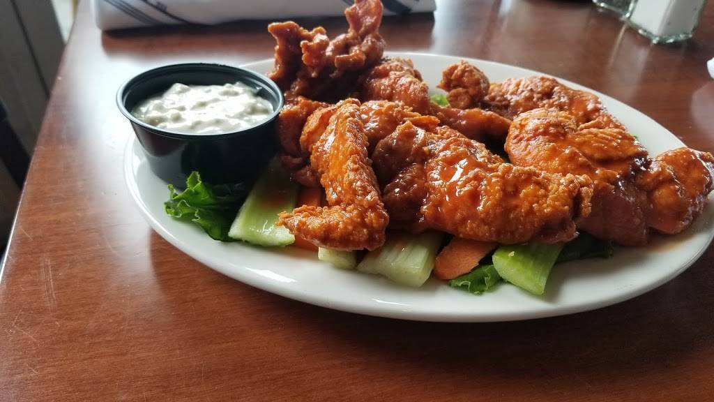 Seaport Grille | restaurant | 6 Rowe Square, Gloucester, MA 01930, USA | 9782829799 OR +1 978-282-9799