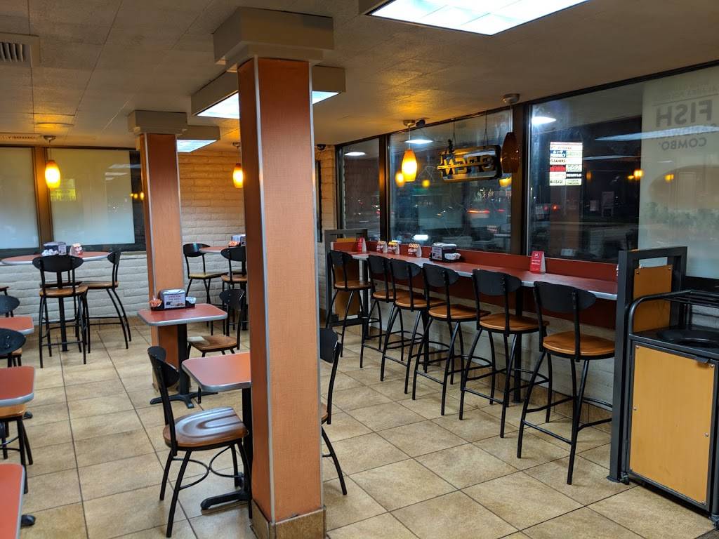 Jack in the Box | restaurant | 3111 E Chapman Ave, Orange, CA 92869, USA | 7145325029 OR +1 714-532-5029