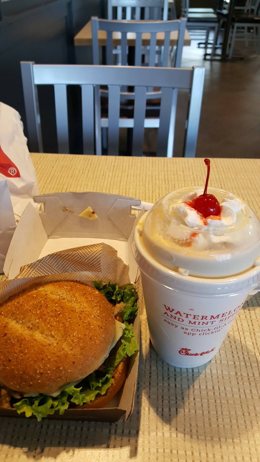 Chick-Fil-A | restaurant | 2691 Carver Rd, Gambrills, MD 21054, USA | 4107212105 OR +1 410-721-2105