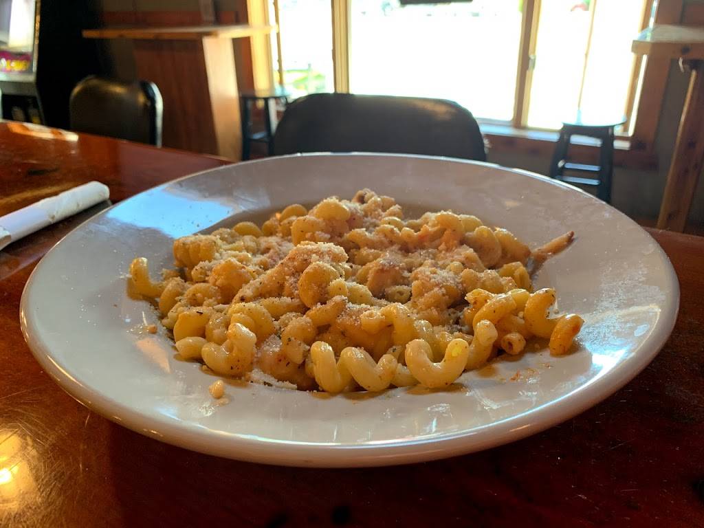 The Village Pub | restaurant | 235 W Main St, Winneconne, WI 54986, USA | 9205820155 OR +1 920-582-0155