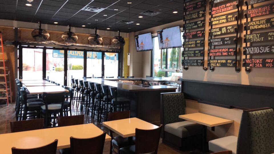 Brixx - Green Hills | restaurant | 2035 Richard Jones Rd, Nashville, TN 37215, USA | 6156781066 OR +1 615-678-1066