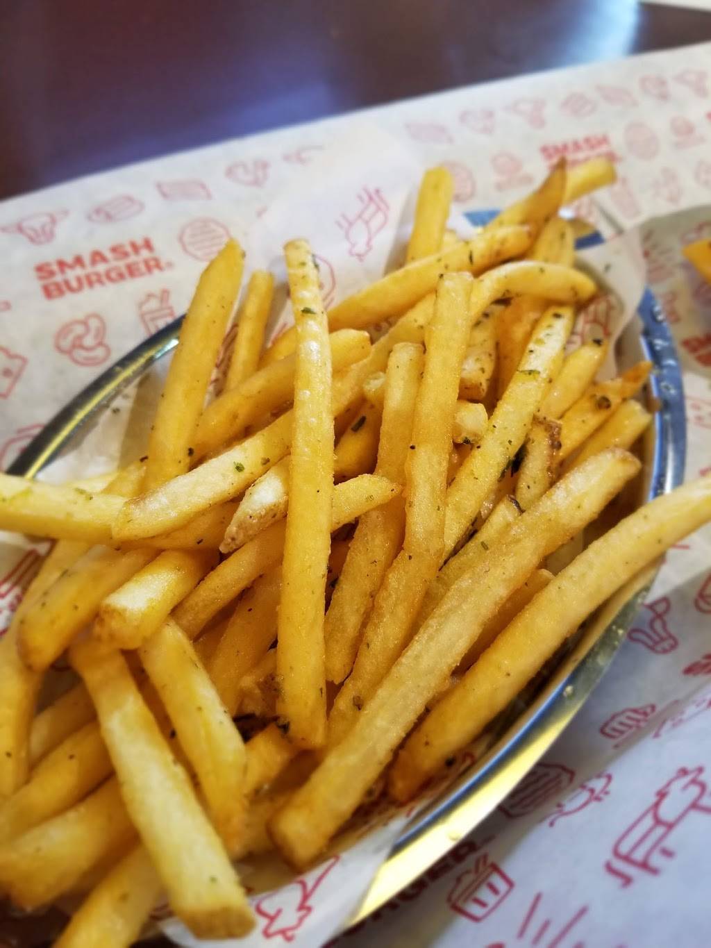 Smashburger | restaurant | 975 W John Carpenter Fwy, Irving, TX 75039, USA | 2143022681 OR +1 214-302-2681