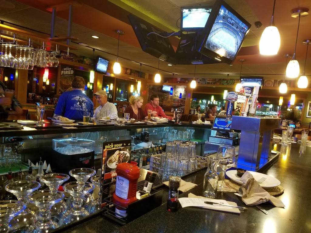 Applebees Grill + Bar | restaurant | 85 Main St, Tewksbury, MA 01876, USA | 9788580418 OR +1 978-858-0418