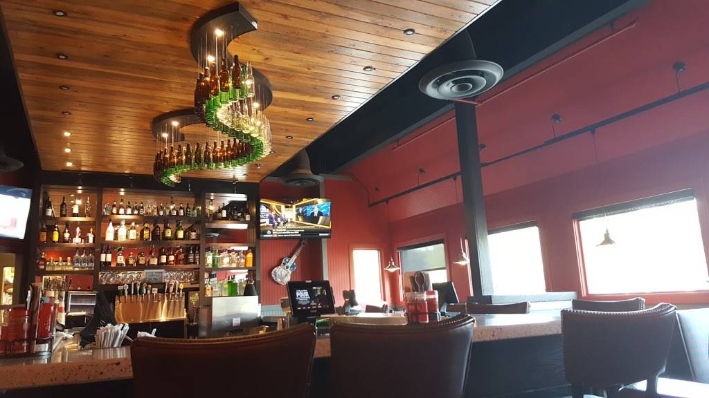 Red Robin Gourmet Burgers and Brews | restaurant | 3008 NY-50, Saratoga Springs, NY 12866, USA | 5182901137 OR +1 518-290-1137