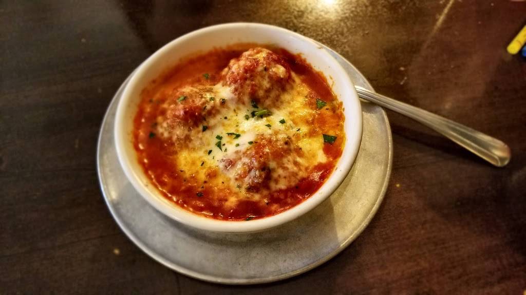 Spinatos Pizzeria | restaurant | 1614 E Bell Rd #104, Phoenix, AZ 85022, USA | 6028671010 OR +1 602-867-1010