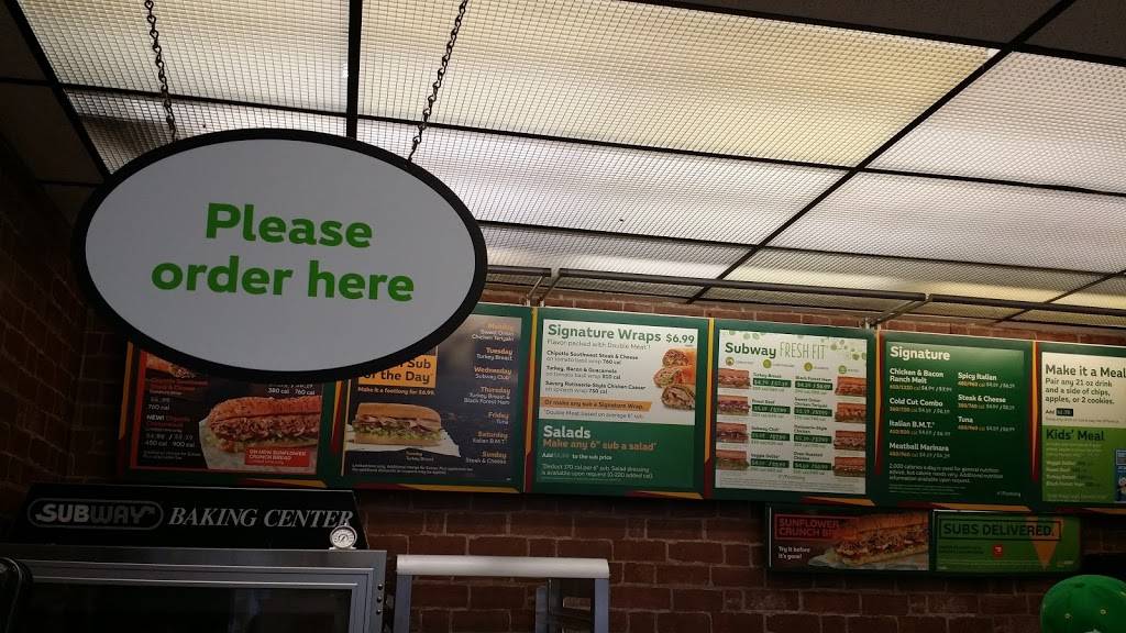 Subway | restaurant | 310 E Hwy 50, OFallon, IL 62269, USA | 6186247026 OR +1 618-624-7026