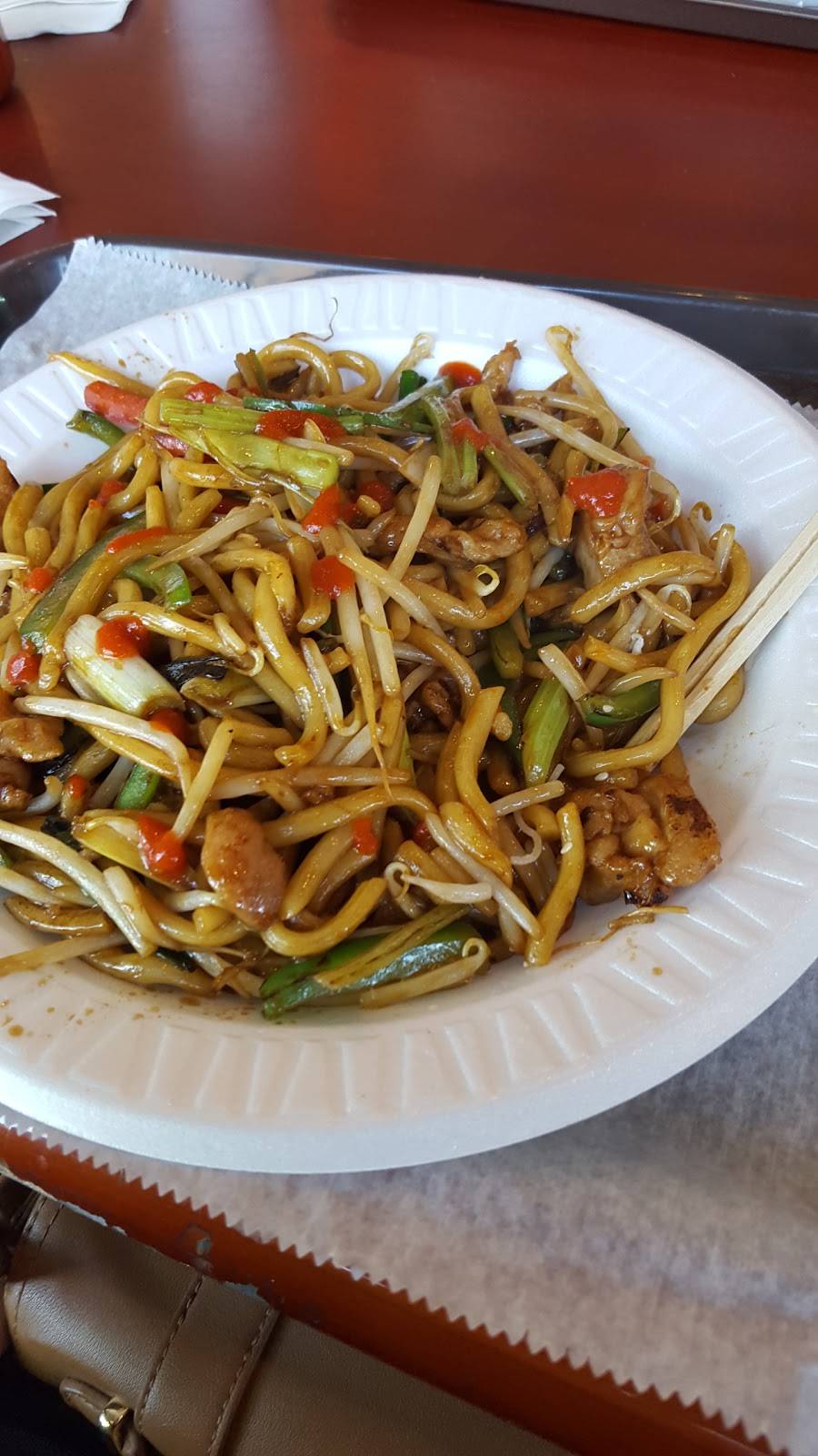 Tongs Cafe | restaurant | 4151 Main St, Flushing, NY 11355, USA | 7184613989 OR +1 718-461-3989