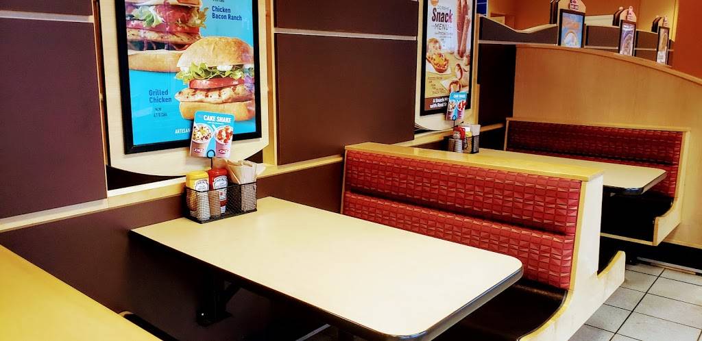 Dairy Queen Grill & Chill | restaurant | 125 Stewart Blvd, Brockville, ON K6V 4W4, Canada | 6133423499 OR +1 613-342-3499