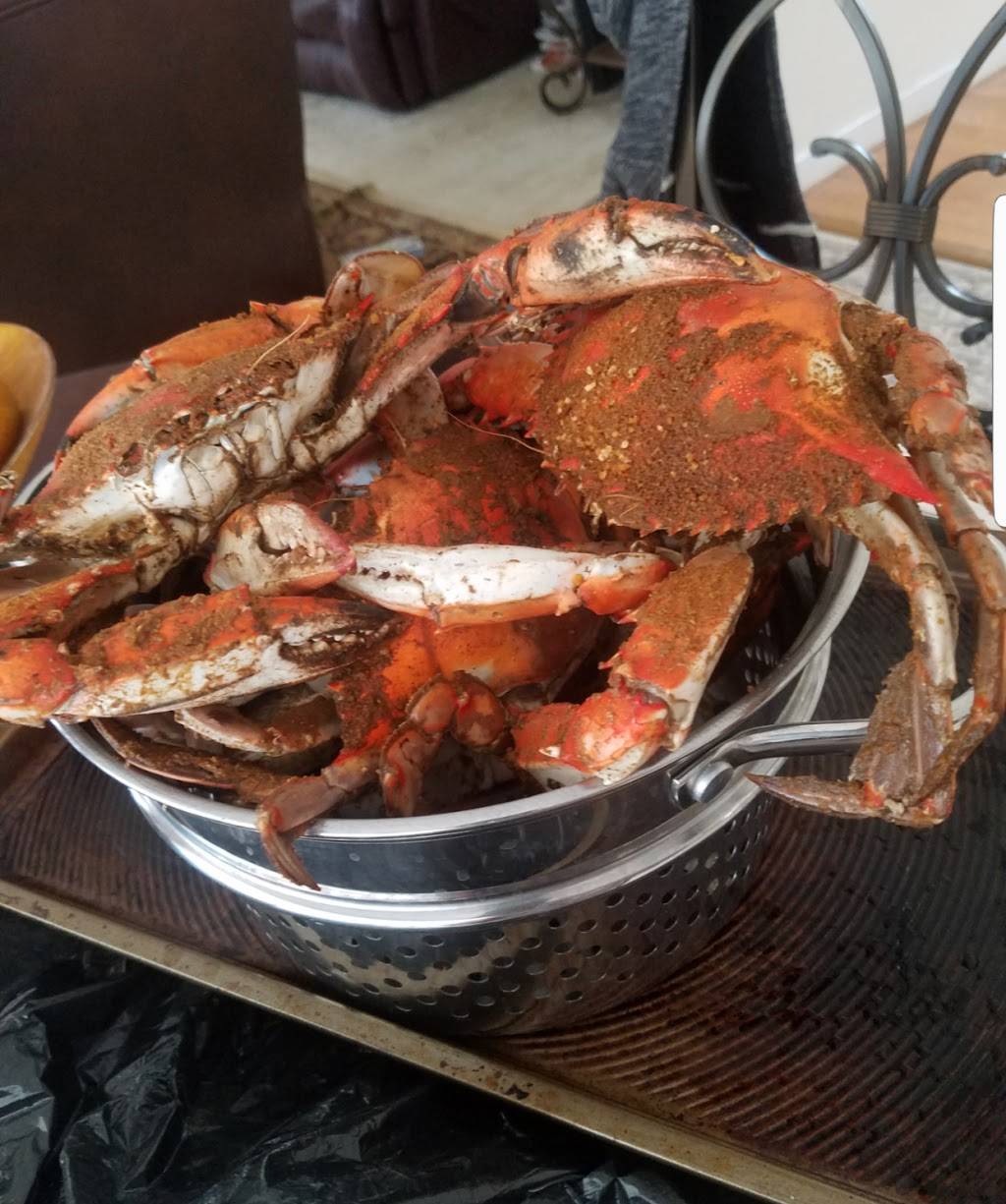 The Crab Lady | restaurant | 2207 Gordon Ln, Richmond, VA 23223, USA | 8042222722 OR +1 804-222-2722