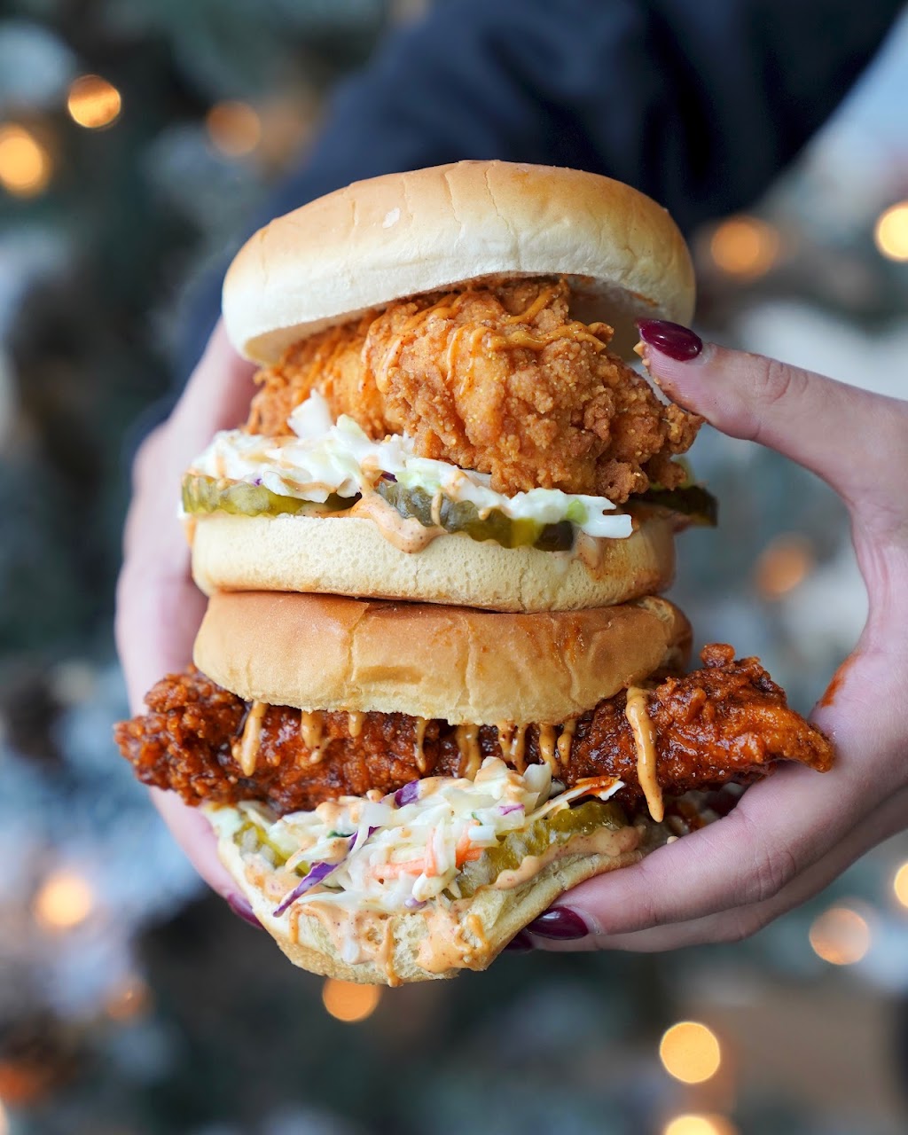 Holy Cluck Dearborn Hts | restaurant | 25827 W Warren St, Dearborn Heights, MI 48127, USA | 3139081495 OR +1 313-908-1495