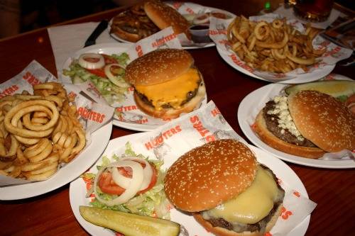 Hooters | restaurant | 14441 Brookfield Tower Dr, Chantilly, VA 20151, USA | 7033787426 OR +1 703-378-7426