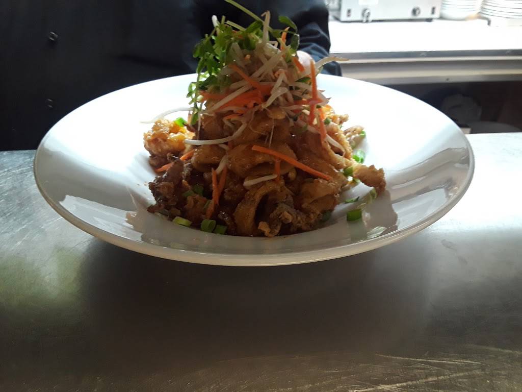 The Bungalow | night club | 2441 East Coast Hwy, Corona Del Mar, CA 92625, USA | 9496736585 OR +1 949-673-6585